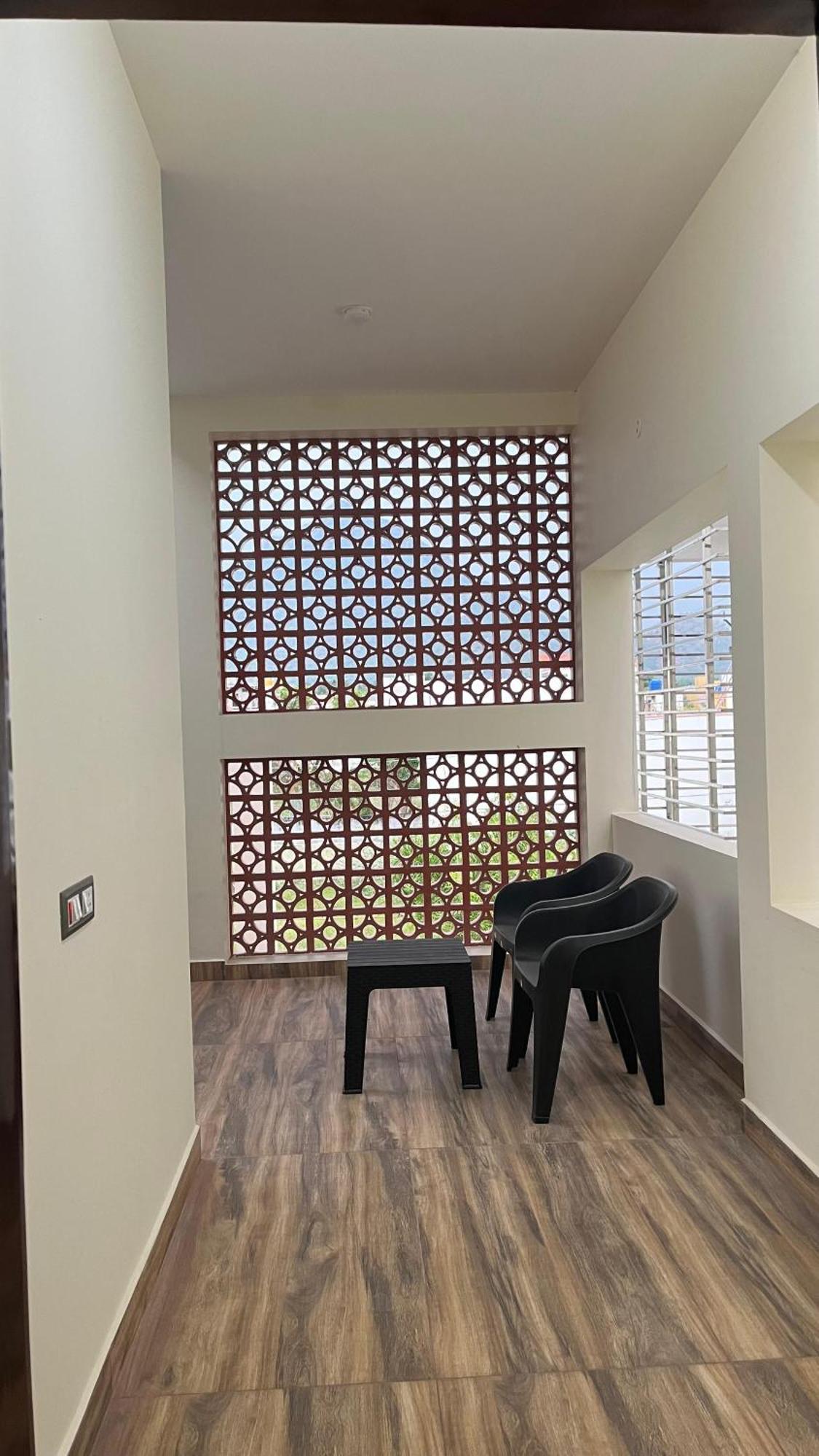 Guru Home Stay Near Sri Ramanasramam Tiruvannāmalai Eksteriør bilde