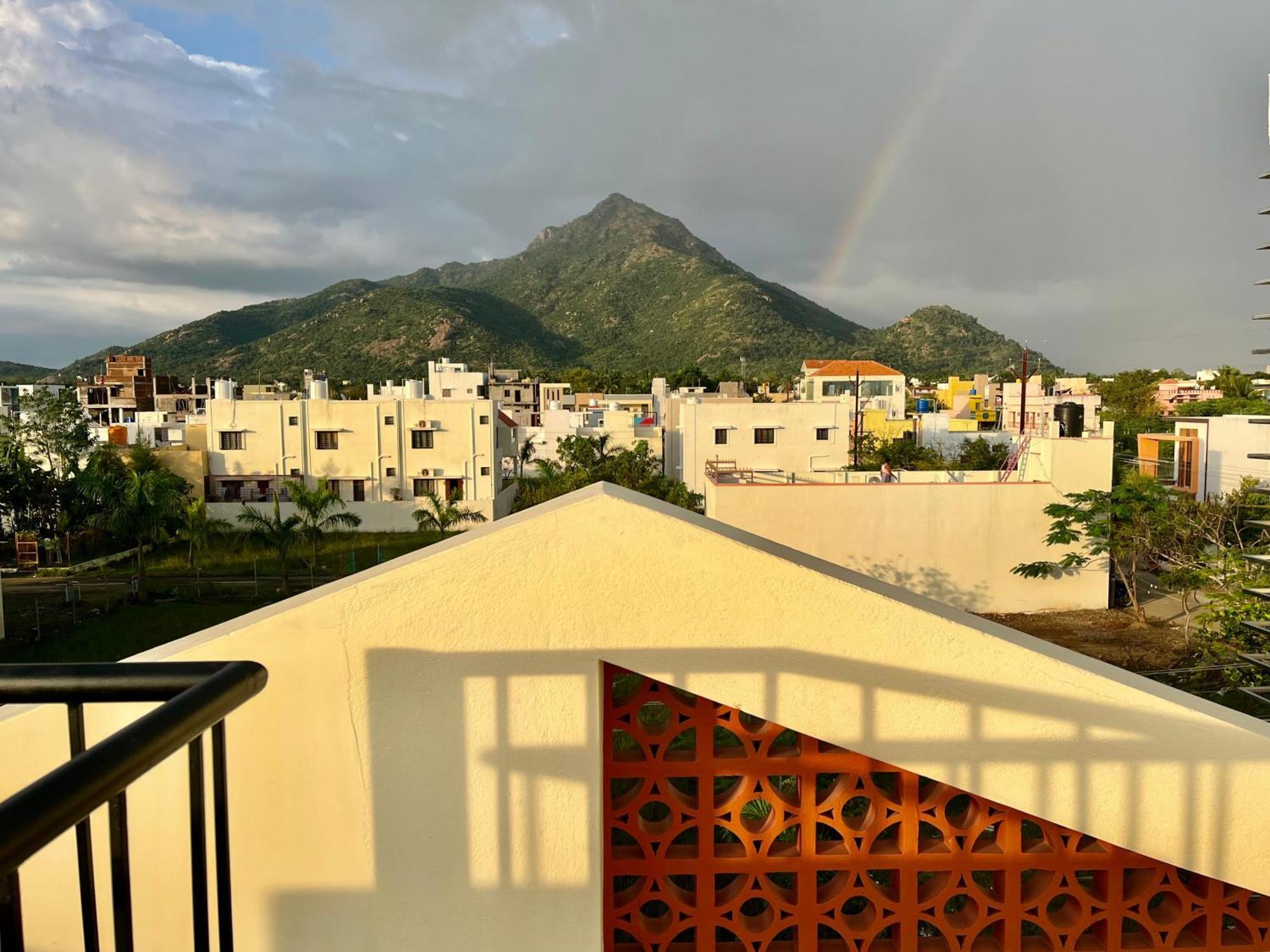 Guru Home Stay Near Sri Ramanasramam Tiruvannāmalai Eksteriør bilde